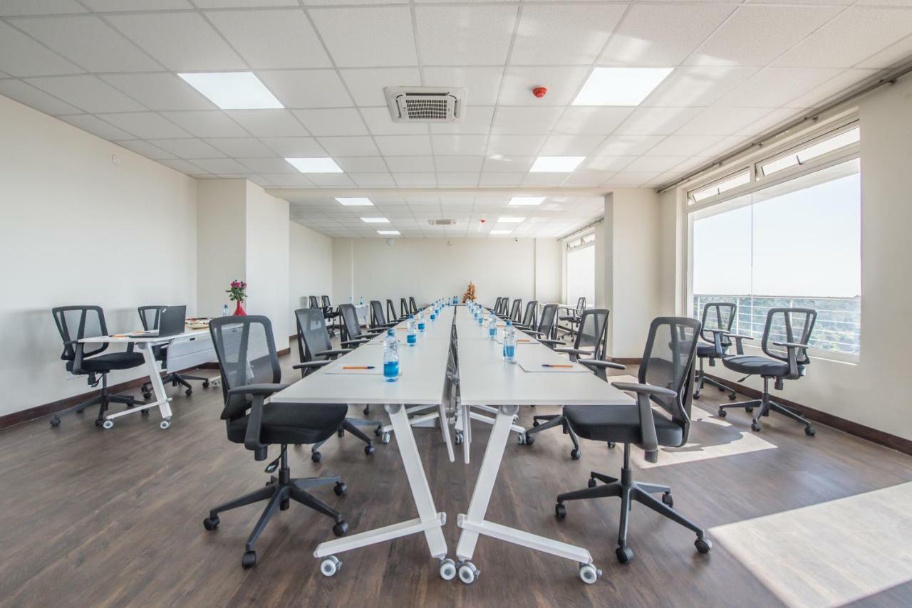 Glam Hotel Nairobi - Near Westgate Mall, Westlands Екстер'єр фото